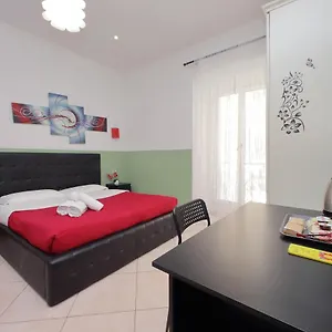 Casa de hóspedes Dandi Domus